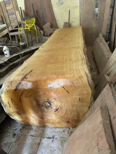 Mesa cascata curva madeira maciça rústica borda orgânica pequia 3mt