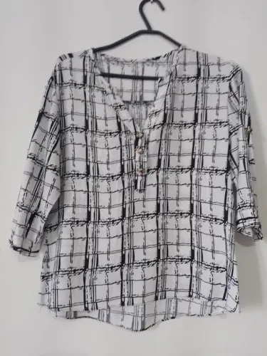 Camisa feminina - tamanho P
