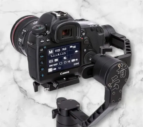 Estabilizador de cardan portátil Bluetooth Zhiyun Crane 2-Black