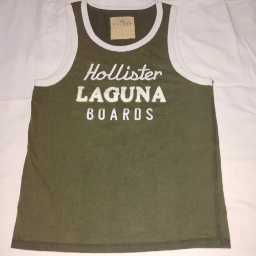 Regata Hollister