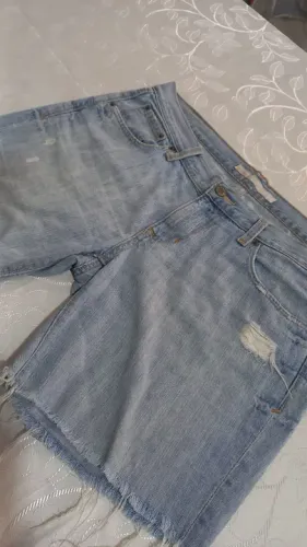 Short Old Navy tam 44, destroyed