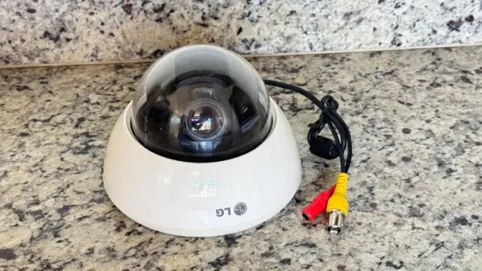 Câmera Vari-focal LG LV700N-D1  