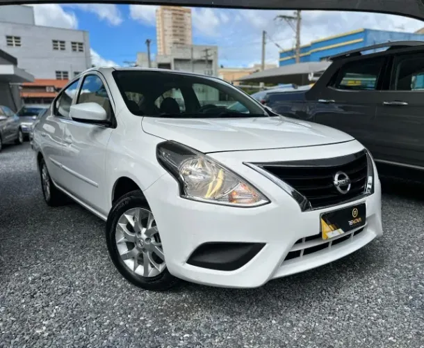 Nissan Versa SL 1.6 16V Flexstart 4P Mec. Usados e Novos