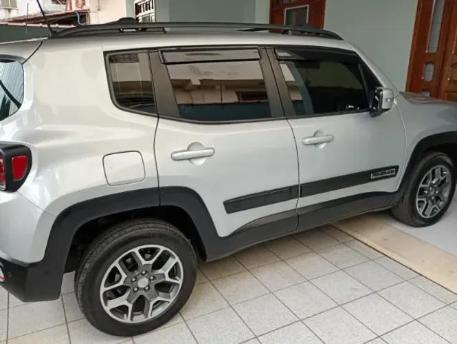 Jeep Renegade Longitude 2.0 4X4 TB Diesel AUT 2016