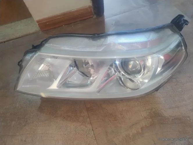 Farol Gran Vitara 16/19 LE