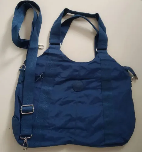 Bolsa nova azul importada e impermeável grande