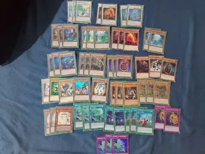Yugioh!!! Deck Adamancipator com 57 cartas
