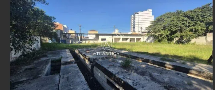 Atlântica Imóveis tem excelente terreno no Centro de Macaé/RJ.