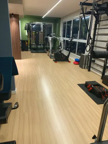 Instalação de Piso Laminado e Rodapés | Qualidade Profissional