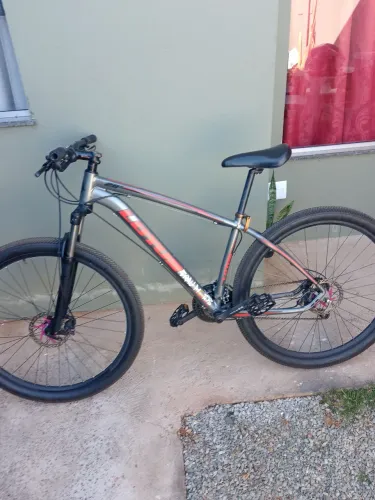 Bicicleta Aro 29 com Marchas