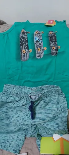 Conjunto short/camiseta Alphabeto novo 10/12 anos