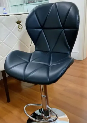 Banqueta Giratória Moderna Preta