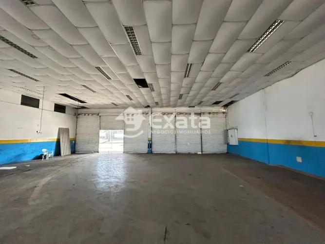 Galpão / Depósito / Armazém de 740m² à venda ou locação no bairro Vila Lucy, em Sorocaba S