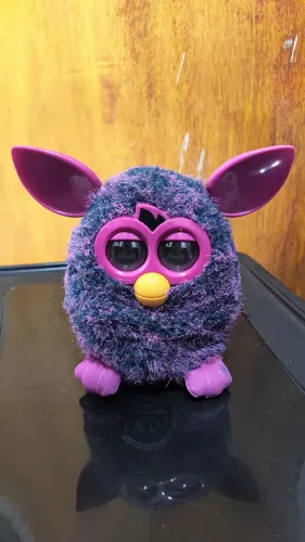 Furby - Leia o anúncio