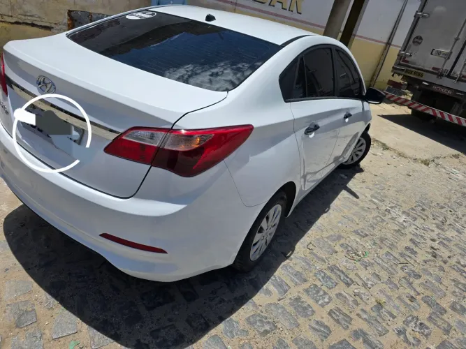 Hyundai HB20S Unique 1.0 Flex 12V Mec. 2019