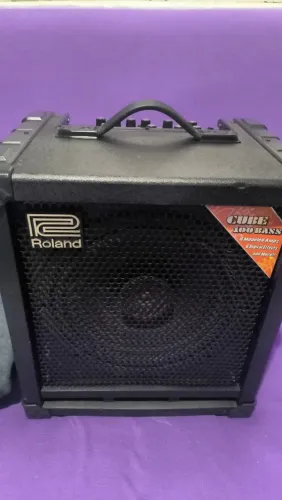 Amplificador Roland Cube 100 Bass