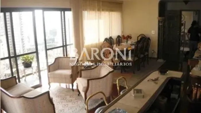 Comprar apartamento em Moema. Baroni Negócios Imobiliários, Venda de Imóveis em bairros no
