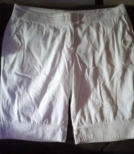 Short Branco Barreds 44