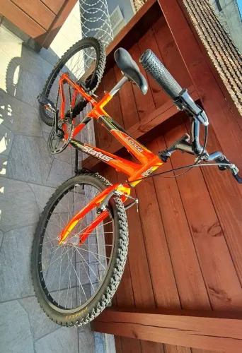 Bicicleta Status Lenda