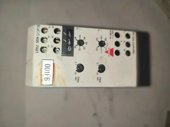 Relé controlador