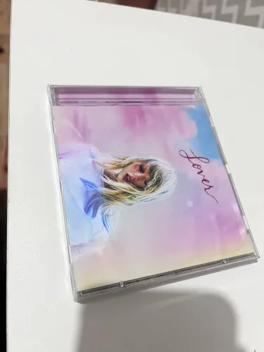 CD LOVER- taylor swift 