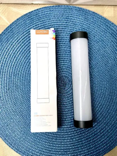 Varinha de Luz Portátil LED Luxceo V8 RGB