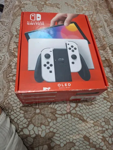 Nintendo Switch OLED semi novo Na Caixa!
