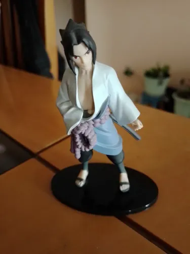 Action Figure Sasuke Uchiha - Naruto