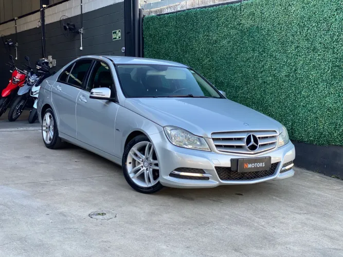 C180 2012 - Raro estado, baixa km, sem retoque 