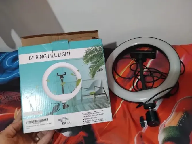 Ring Light Compacta 20 Cm Com Suporte De Mesa E Celular