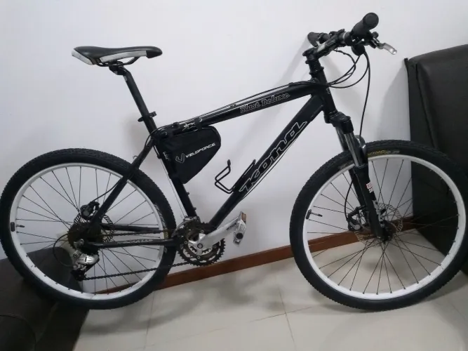 Kona Blast Deluxe 19" quadro forte
