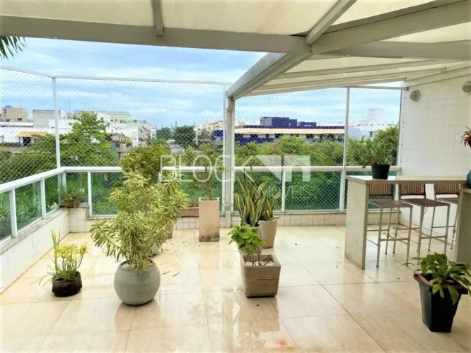 Recreio dos Bandeirantes | Cobertura 4 quartos, sendo 4 suites