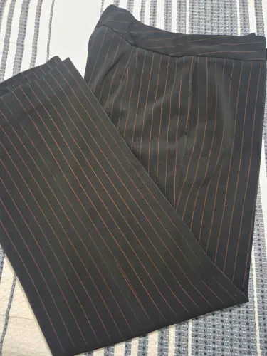 Calça social risca de giz