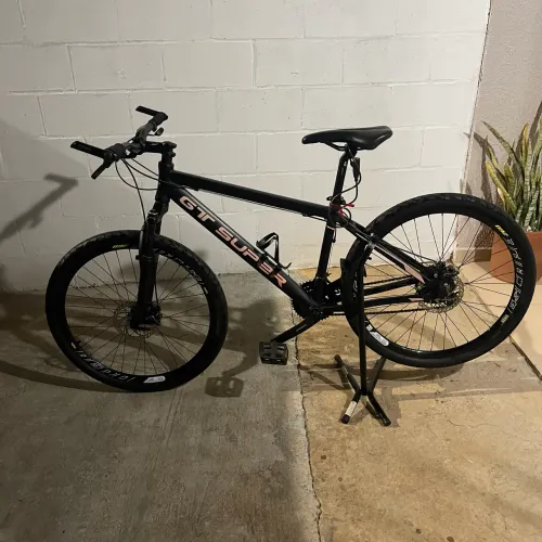 Bicicleta GT SUPER