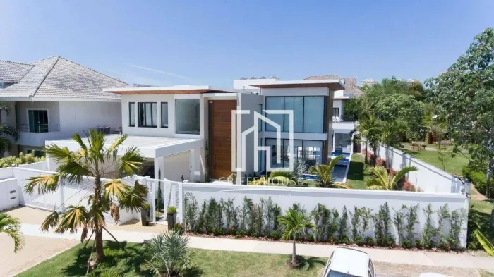 CASA A VENDA NO CONDOMINIO SANTA MONICA JARDINS NA BARRA DA TIJUCA