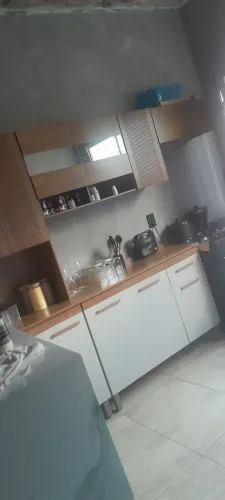 Vendo armario parede novo 8 dias so montei veio a cor errada