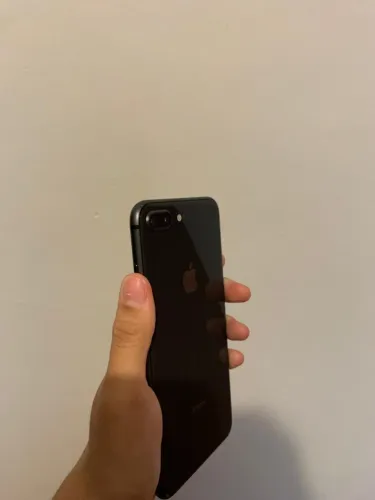 iPhone 8 Plus Preto 64GB