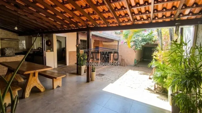 CASA BAIRRO TOCANTINS