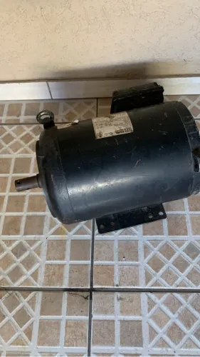MOTOR ELÉTRICO WEG 