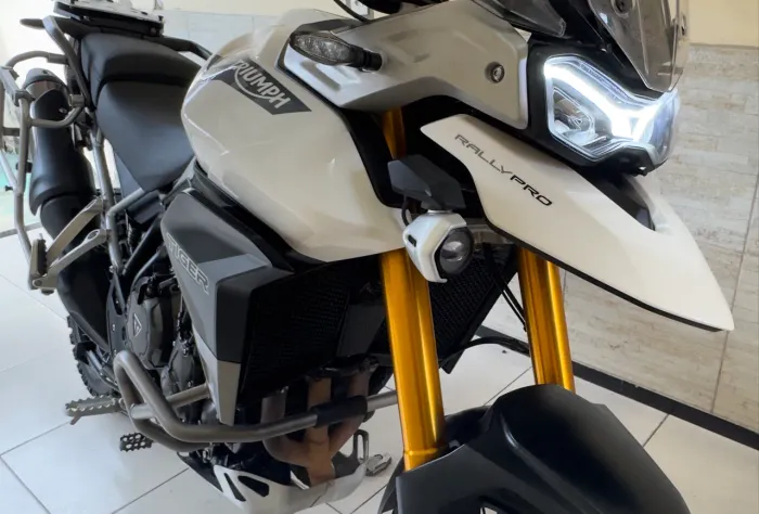 TRIUMPH TIGER 900 RALLY PRO 2023 - IMPECÁVEL!