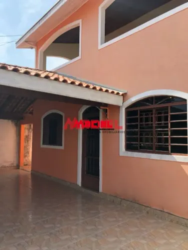 Casa Padrão em Sao Jose dos Campos