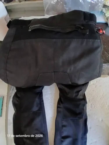 Calça impermeável Forza tamanho M Nova 
