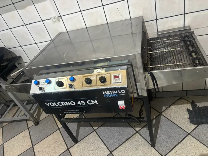 Forno de Pizzas e Esfihas Volcano