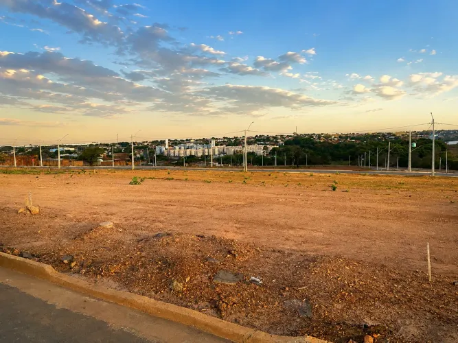 Lote com 200m² | Parte alta do Recanto dos Pinheiros