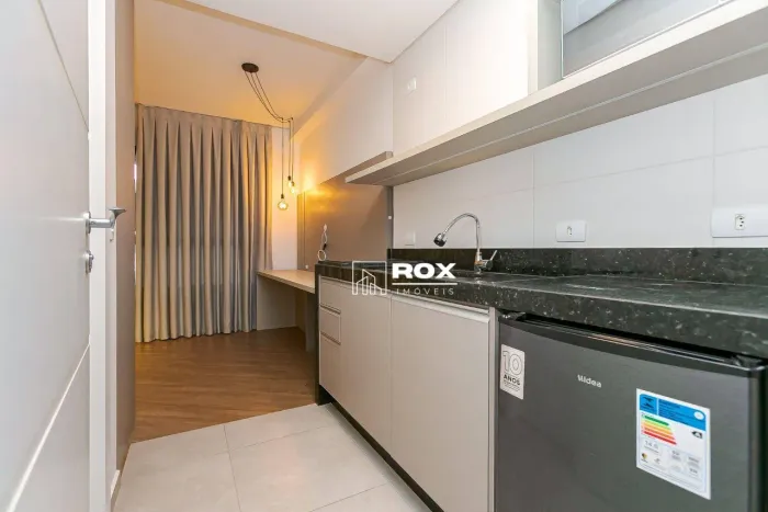 Studio mobiliado com 1 quarto à venda, 19 m² por R$ 399.000 - Rebouças - Curitiba/PR