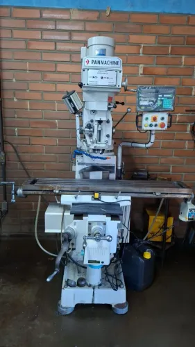 Frezadoura ferramenteira ISO 40