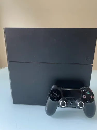 Ps4 com vários jogos