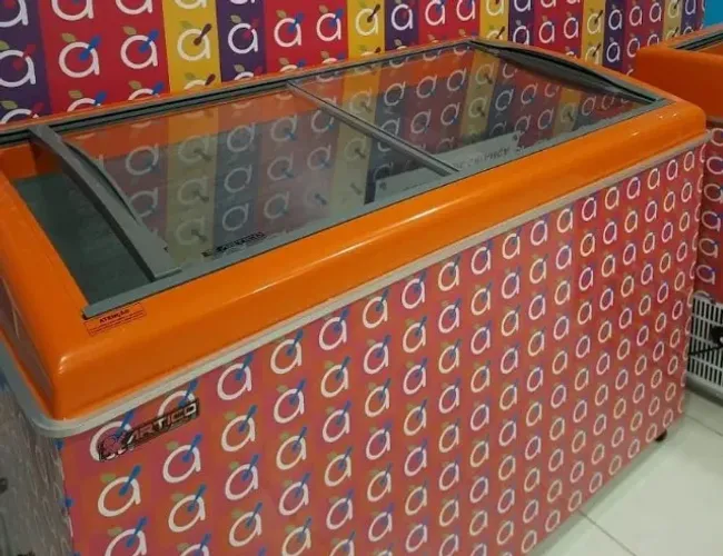 Freezer Ártico expositor 460 litros grande muito novo