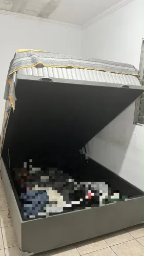 Vende-se cama casal baú