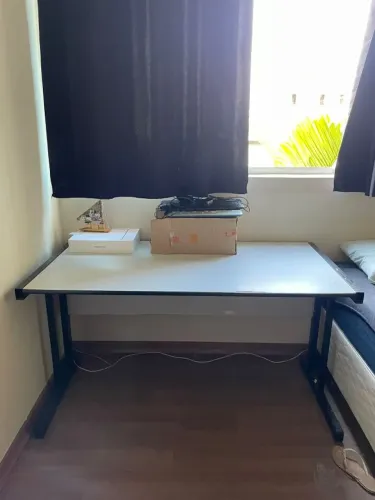 Escrivaninha/MESA ESCRITÓRIO